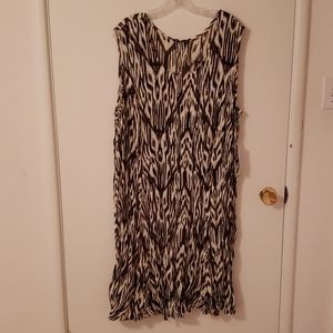 Chocolate crinkle scoop neck midi dress